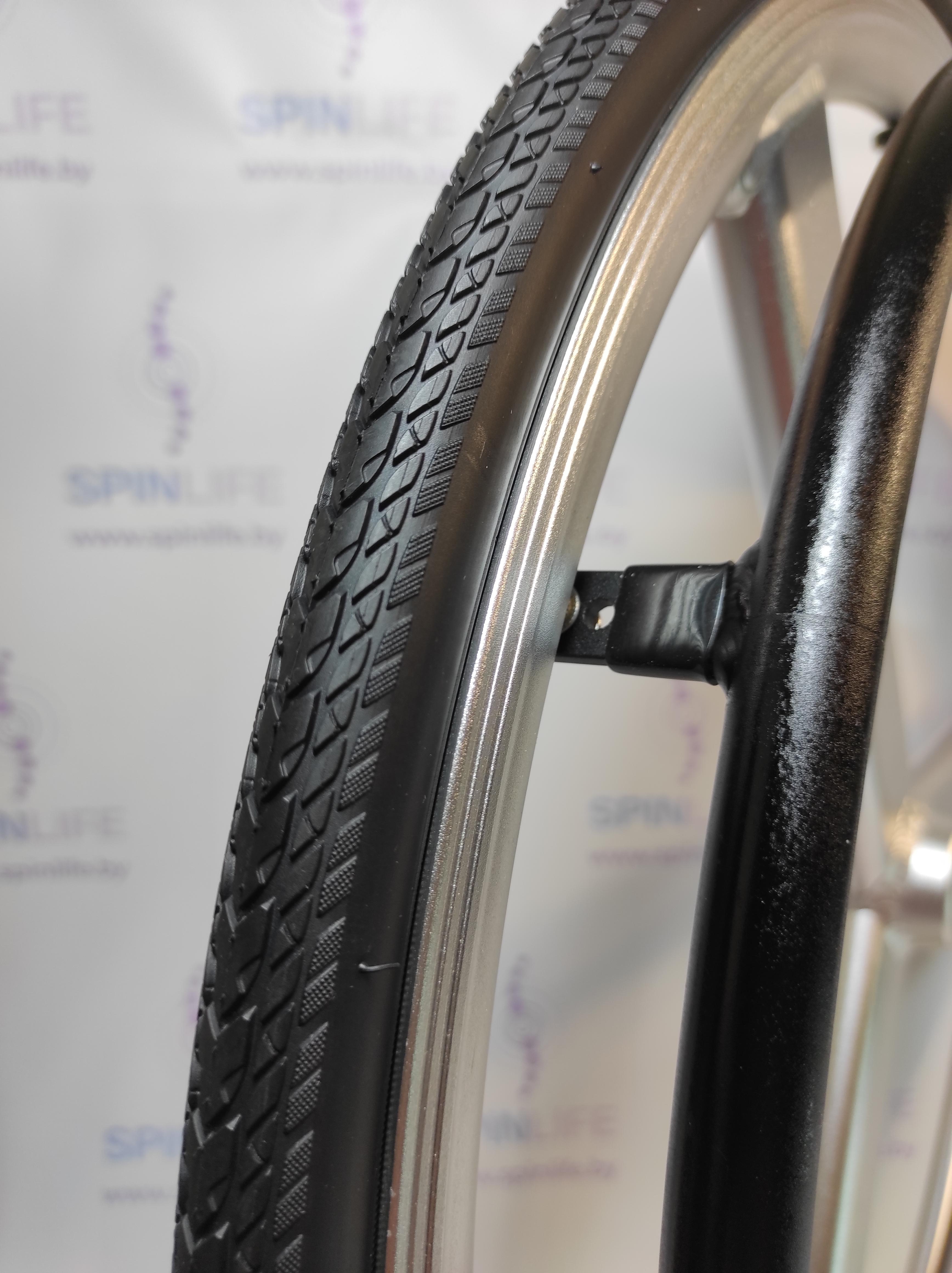 Заднее трёхспицевое колесо для активной инвалидной коляски (24х1)
